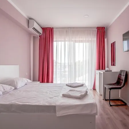 Pensiunea Riviera 코스티네스티