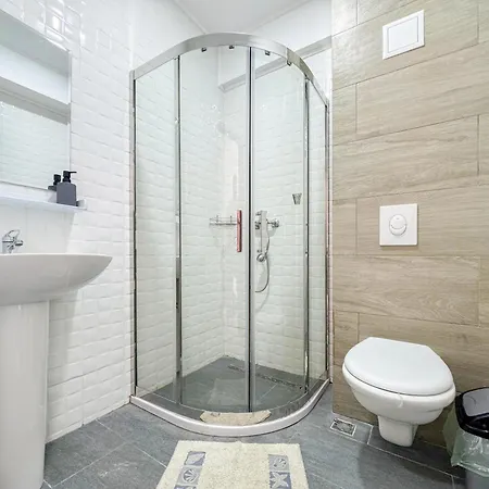 Πανσιόν Pensiunea Riviera 3*